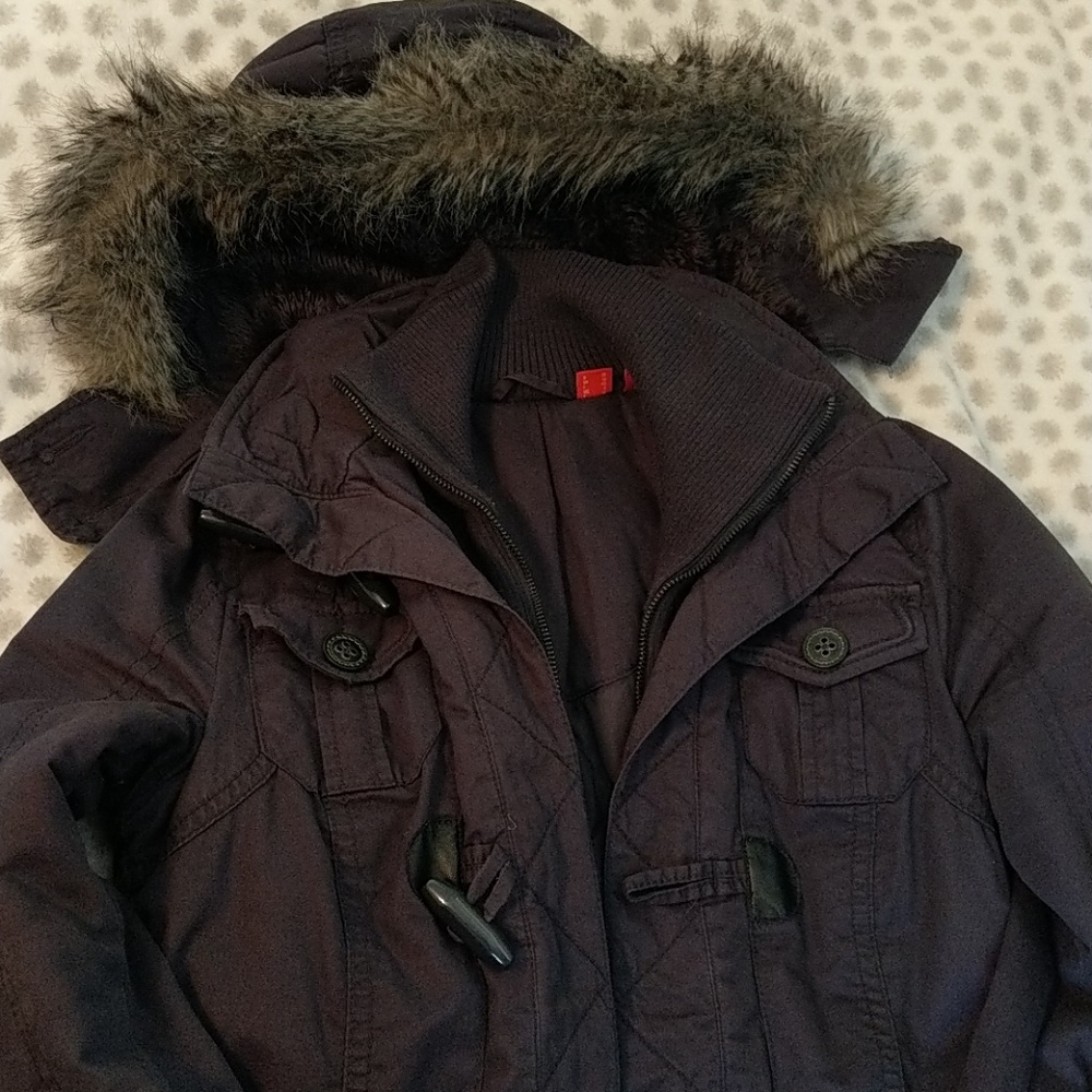 Coat - Picture 3 of 4